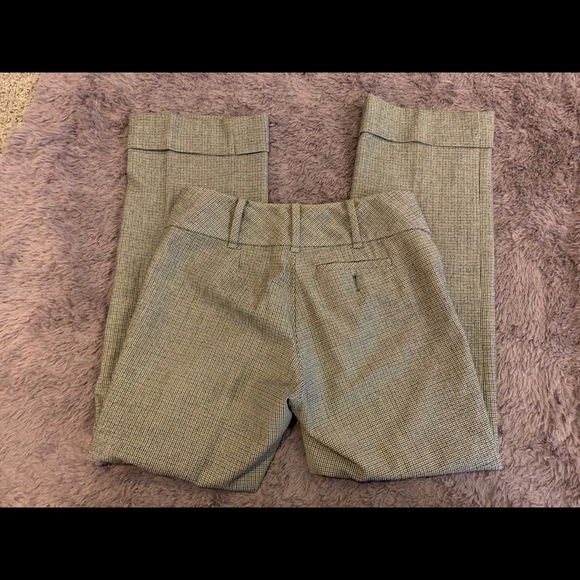 Wool Banana Republic Checkered Trousers, Size 8. - Picture 2 of 4